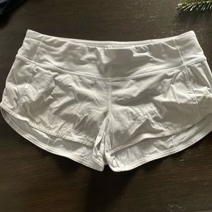 Lululemon Hotty Hot Short